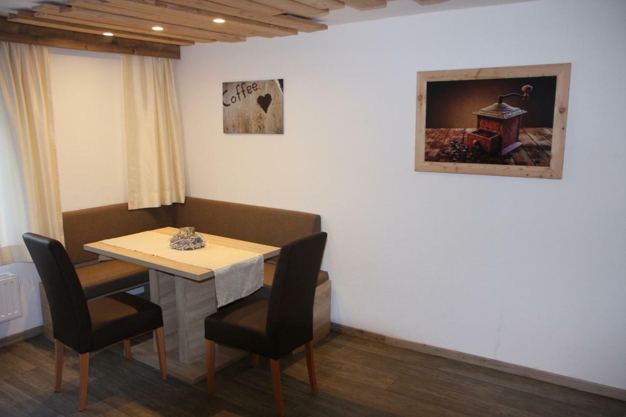 Appartement Haus Eckhart à Kaunertal Extérieur photo
